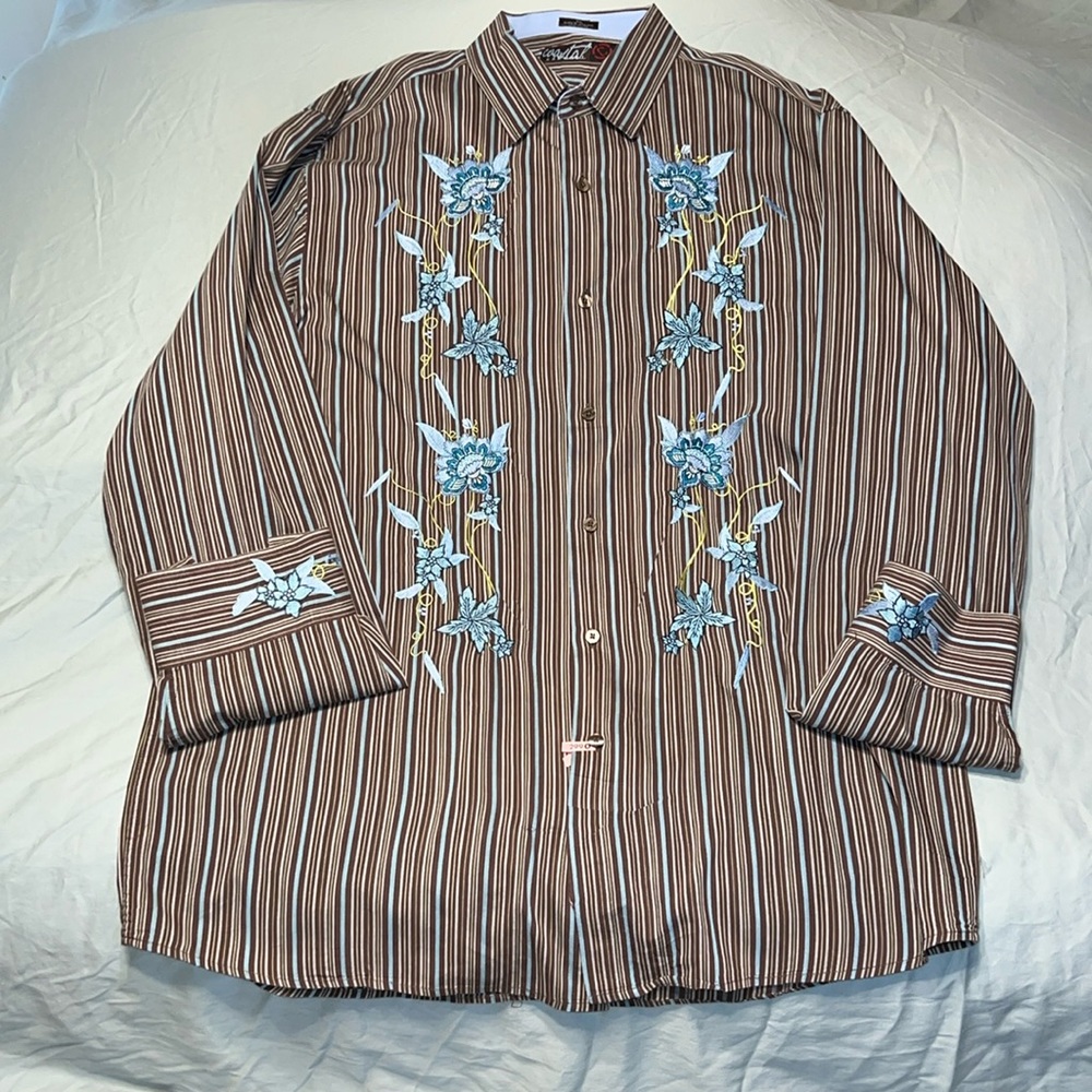 Men’s XL Coastal brown blue floral embroidered button down shirt